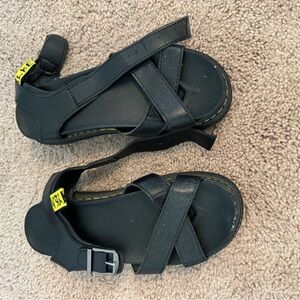 Black platform sandals